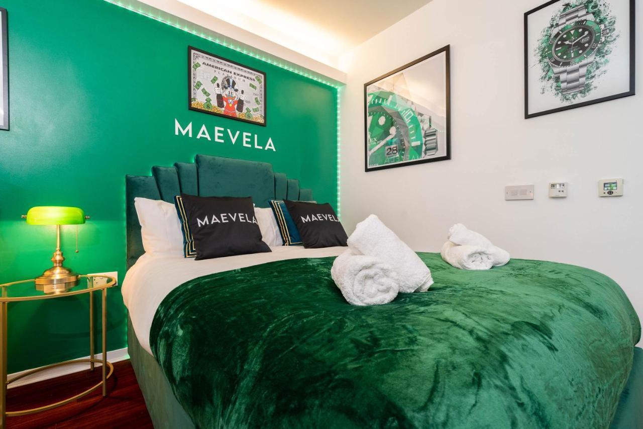 ברמינגהאם Maevela Apartments - Top Floor Rolex Themed Studio Apt Inside The Cube, Mailbox - Free Netflix & Wifi מראה חיצוני תמונה